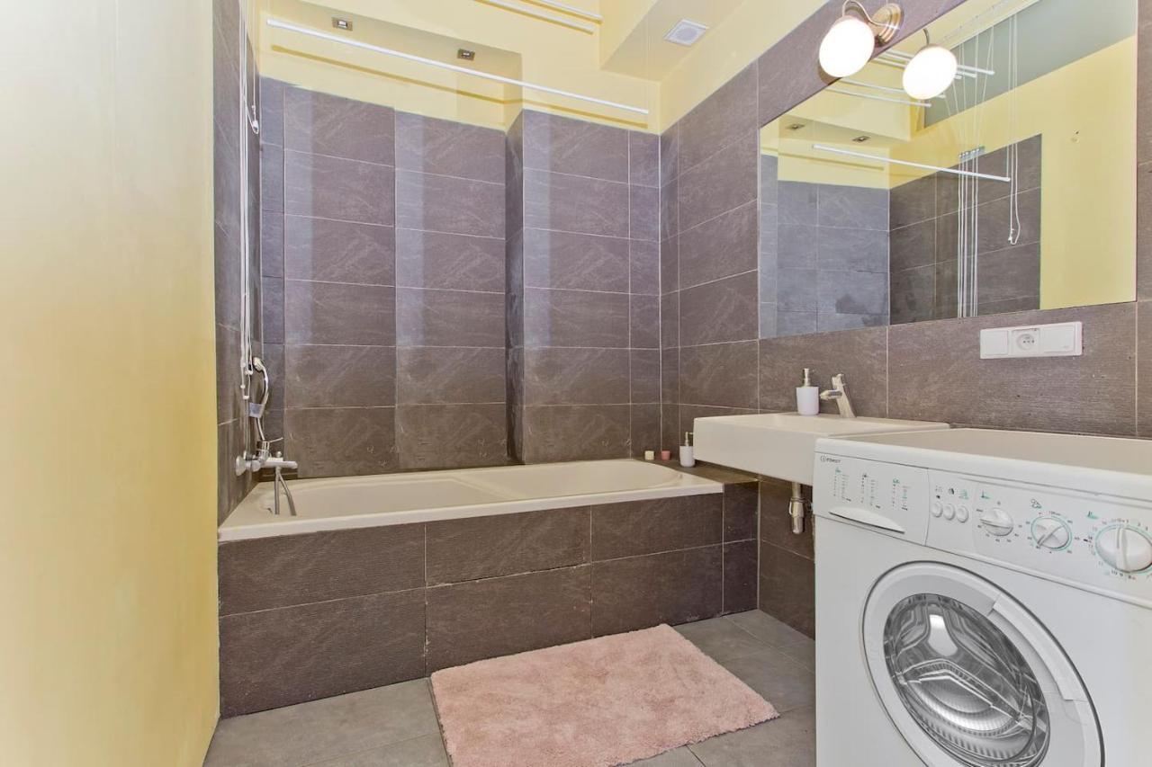 Charming And Bright- Golden Apartments- Old Town Varşovia Exterior foto